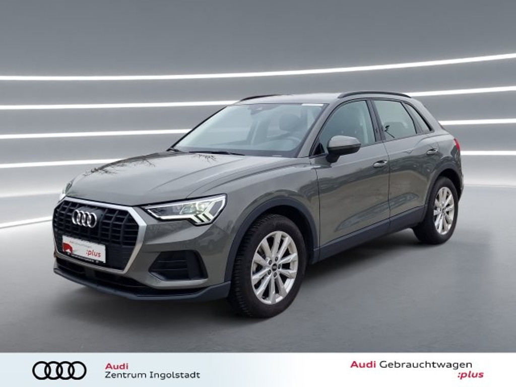 Audi Q3 2022 Benzine