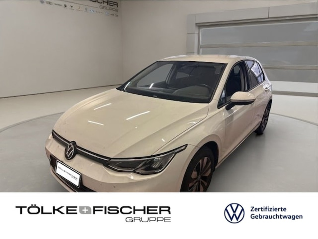 Volkswagen Golf 2023 Benzine