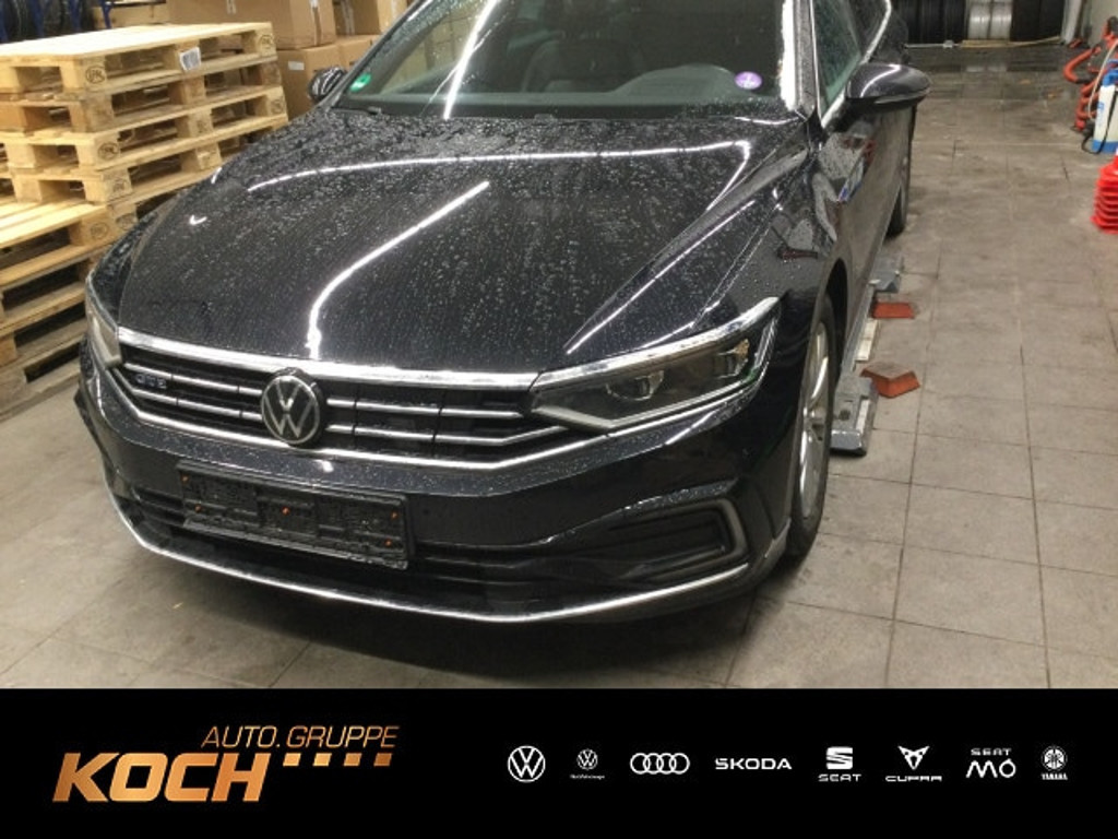 Volkswagen Passat 2023 Hybride Benzine
