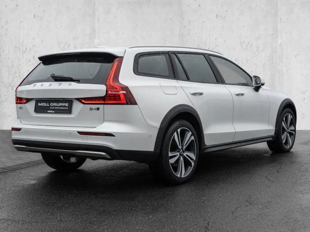 Volvo V60 Cross Country