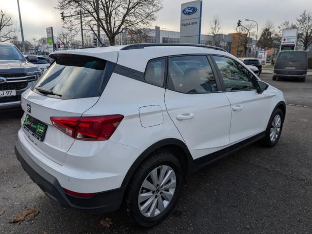 Seat Arona