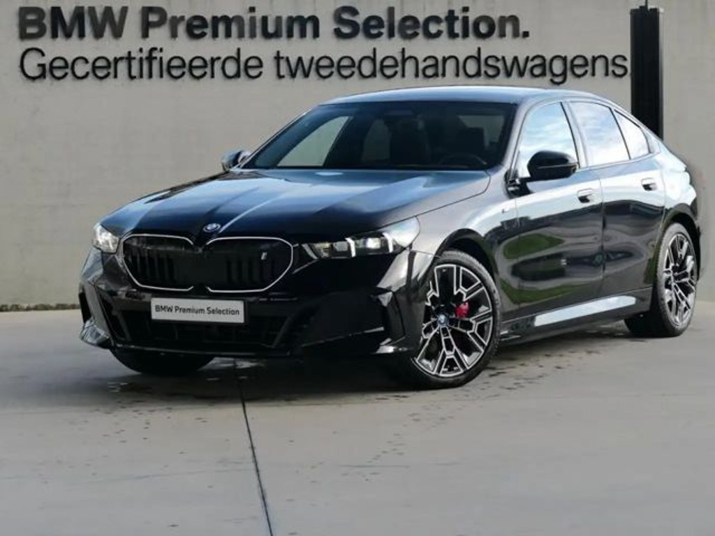 BMW i5