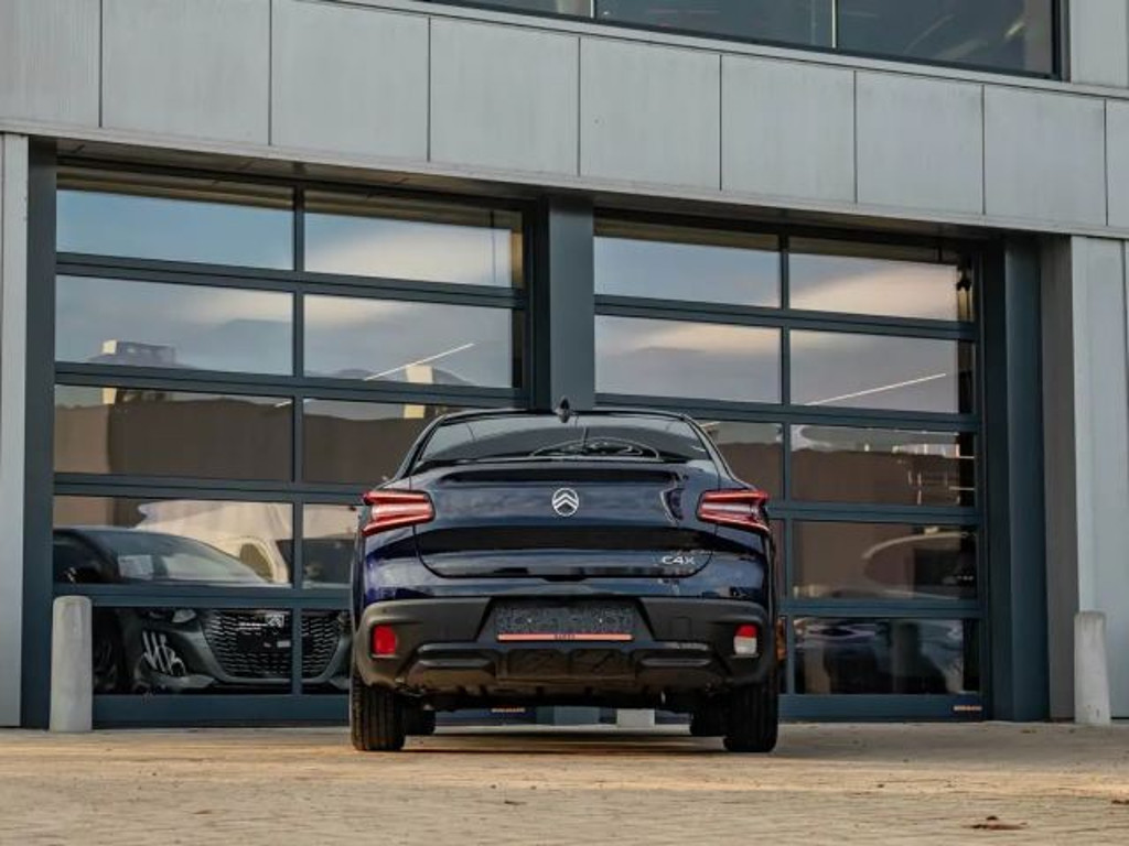 Citroën Ë-C4 X
