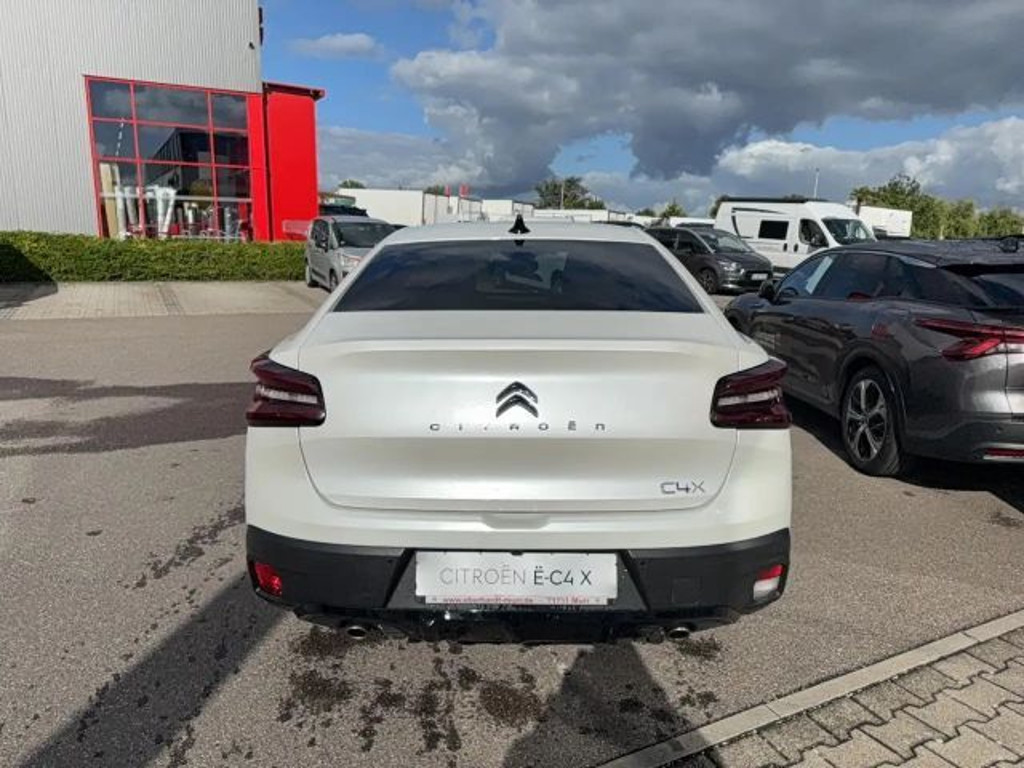 Citroën C4 X