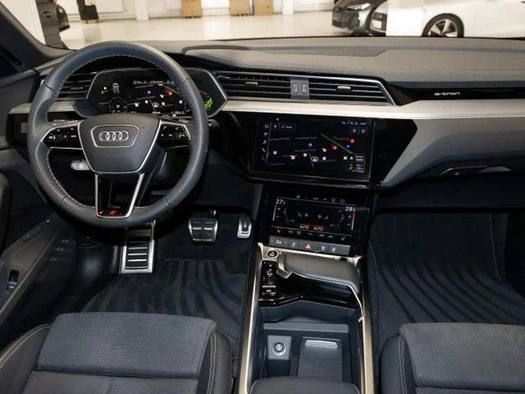 Audi Q8 e-tron