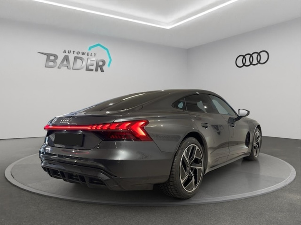 Audi e-tron GT