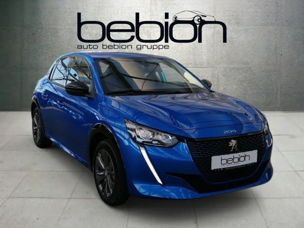 Peugeot e-208