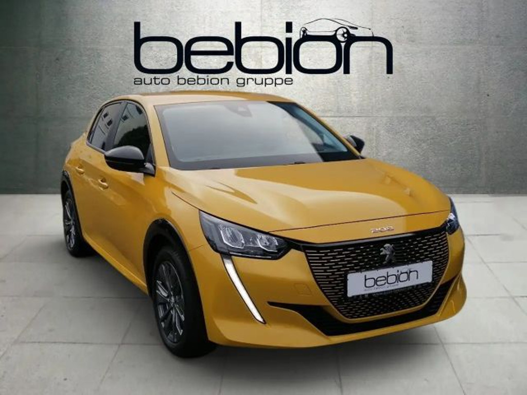 Peugeot e-208