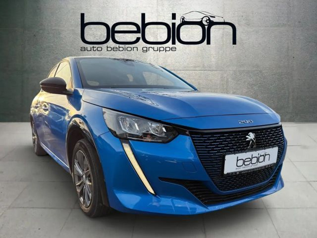 Peugeot e-208