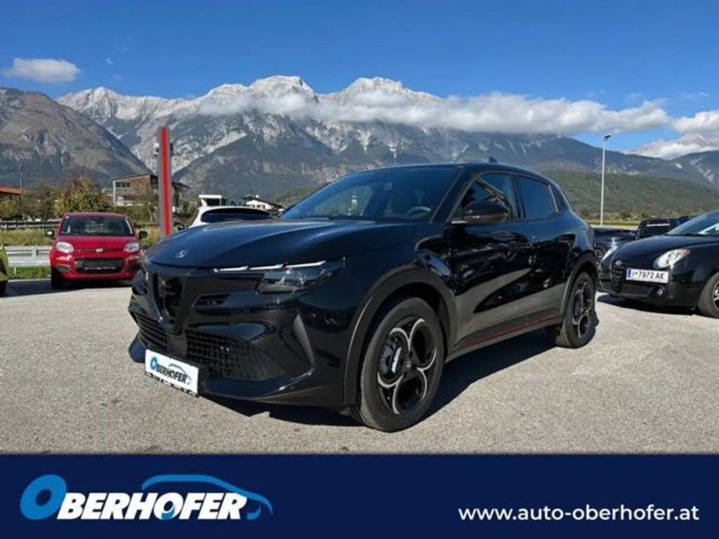 Alfa Romeo Junior 2025 Hybride Benzine