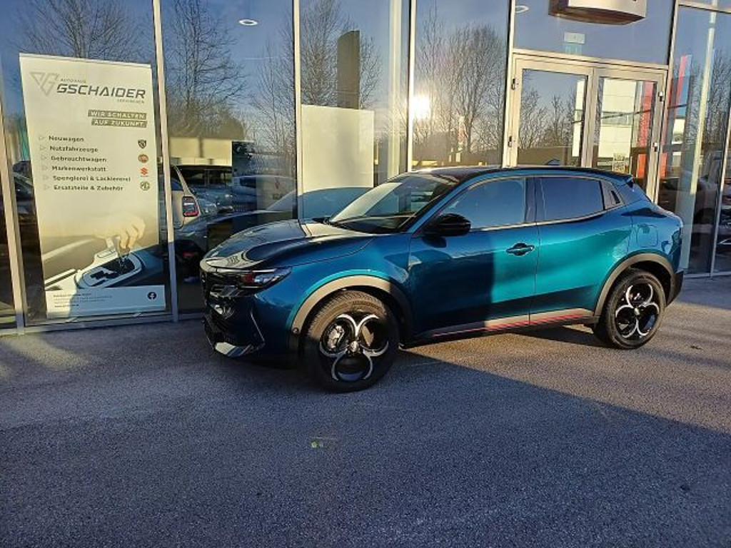 Alfa Romeo Junior 2025 Hybride Benzine