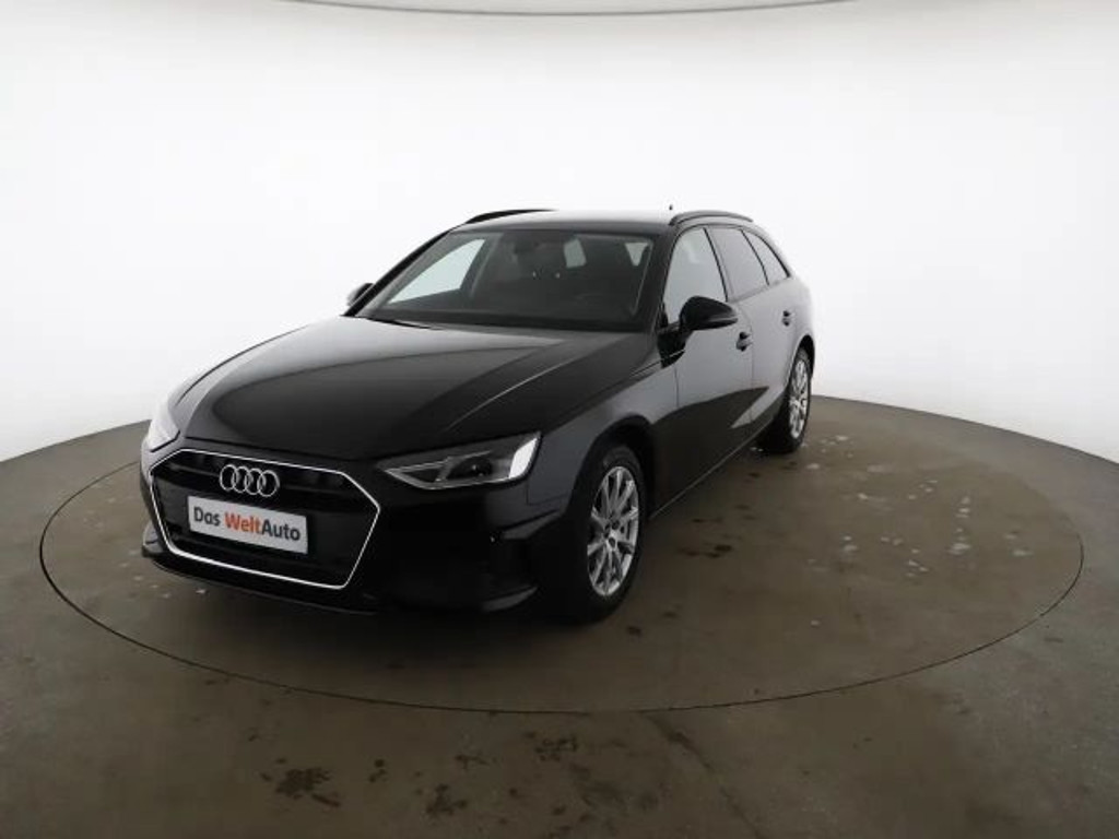 Audi A4 2022 Benzine
