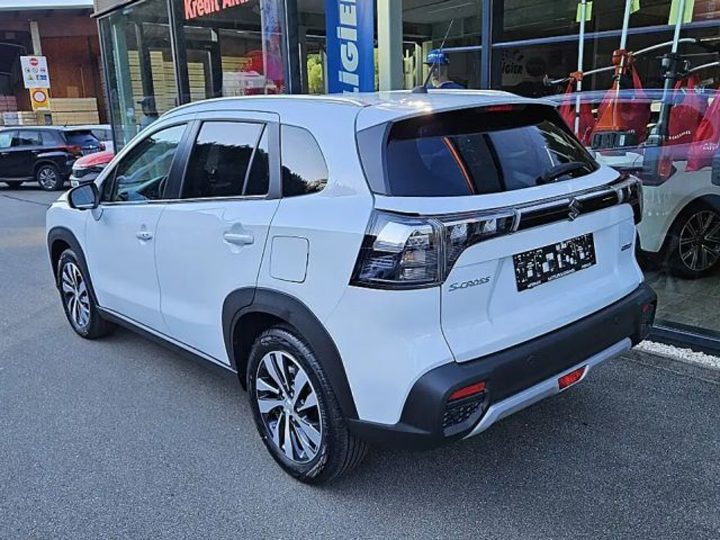 Suzuki S-Cross