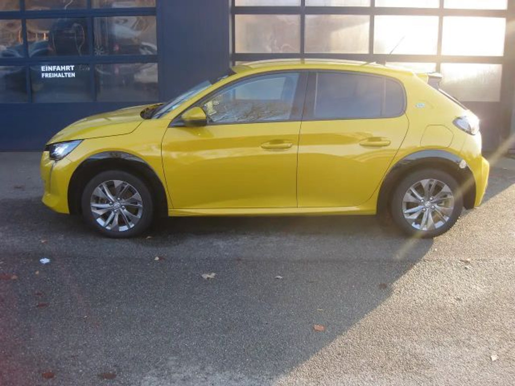 Peugeot e-208