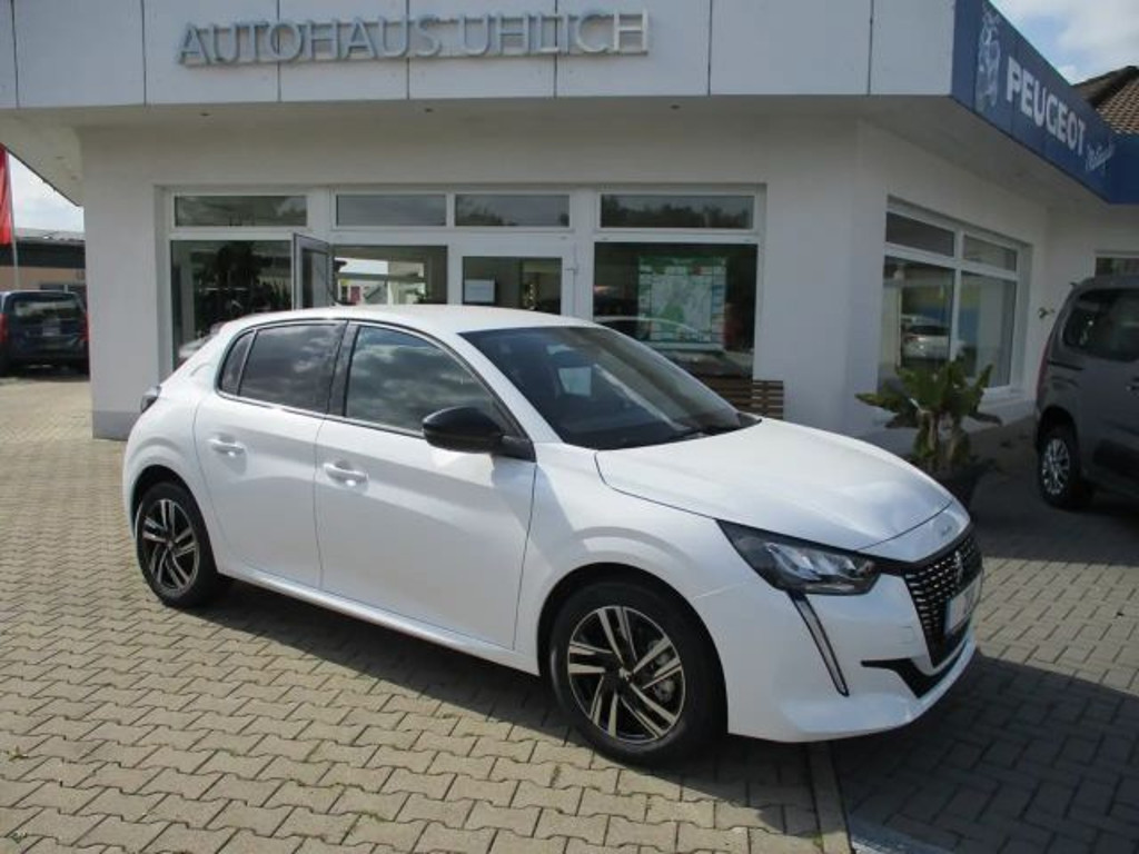 Peugeot 208 2022 Benzine