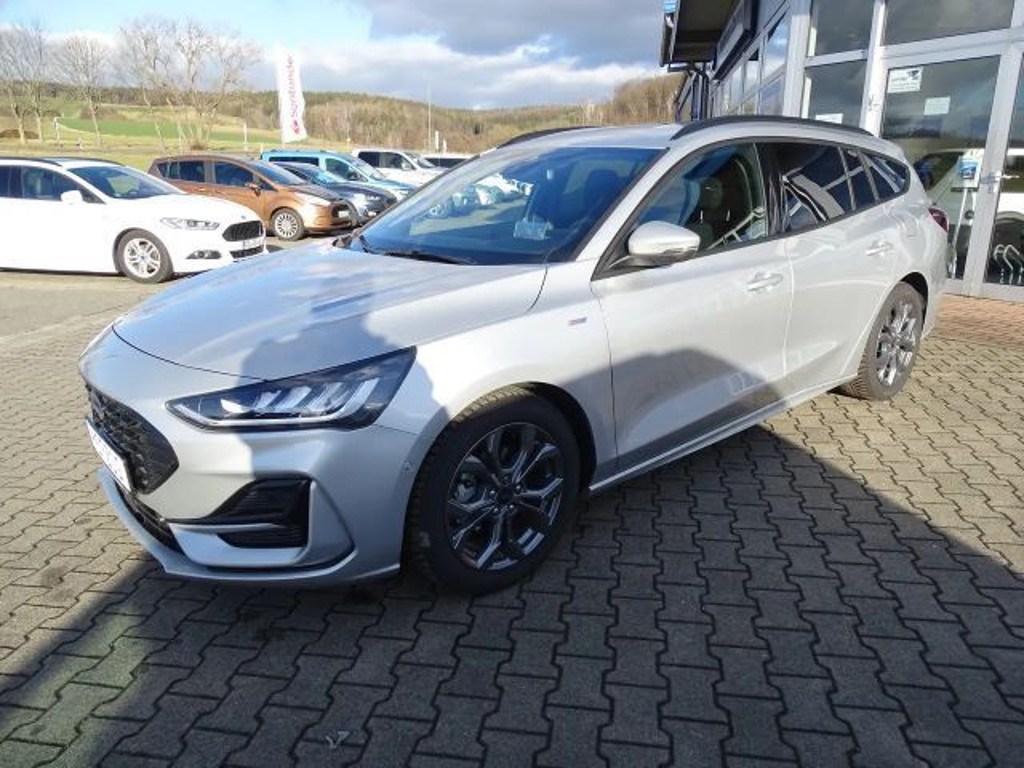Ford Focus 2023 Benzine
