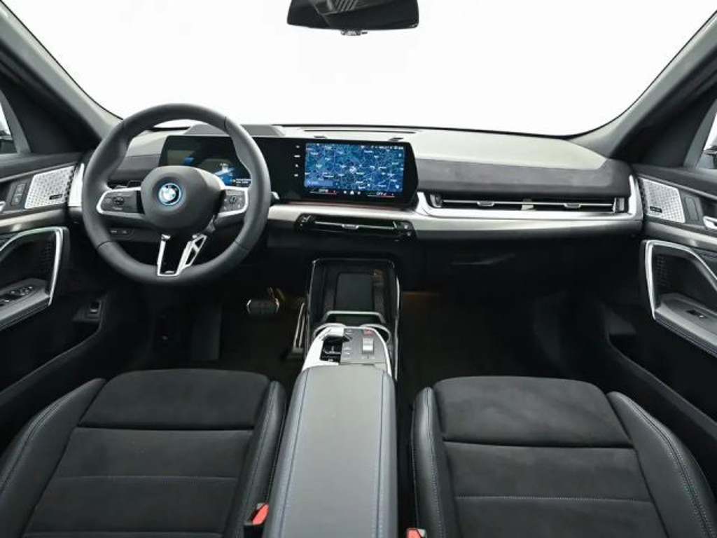 BMW iX2