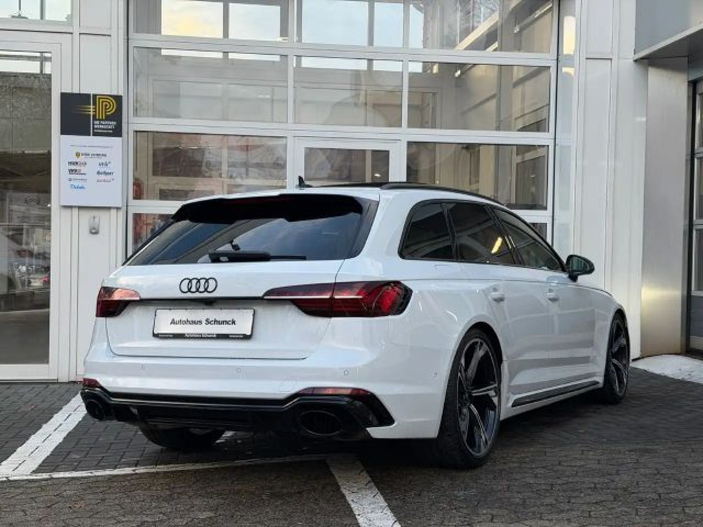 Audi RS4