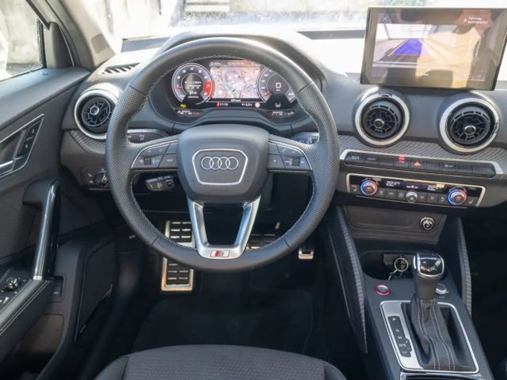 Audi SQ2