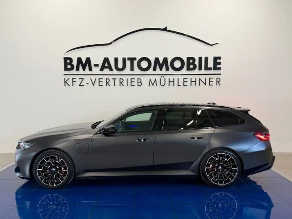 BMW M5 2025 Hybride Benzine