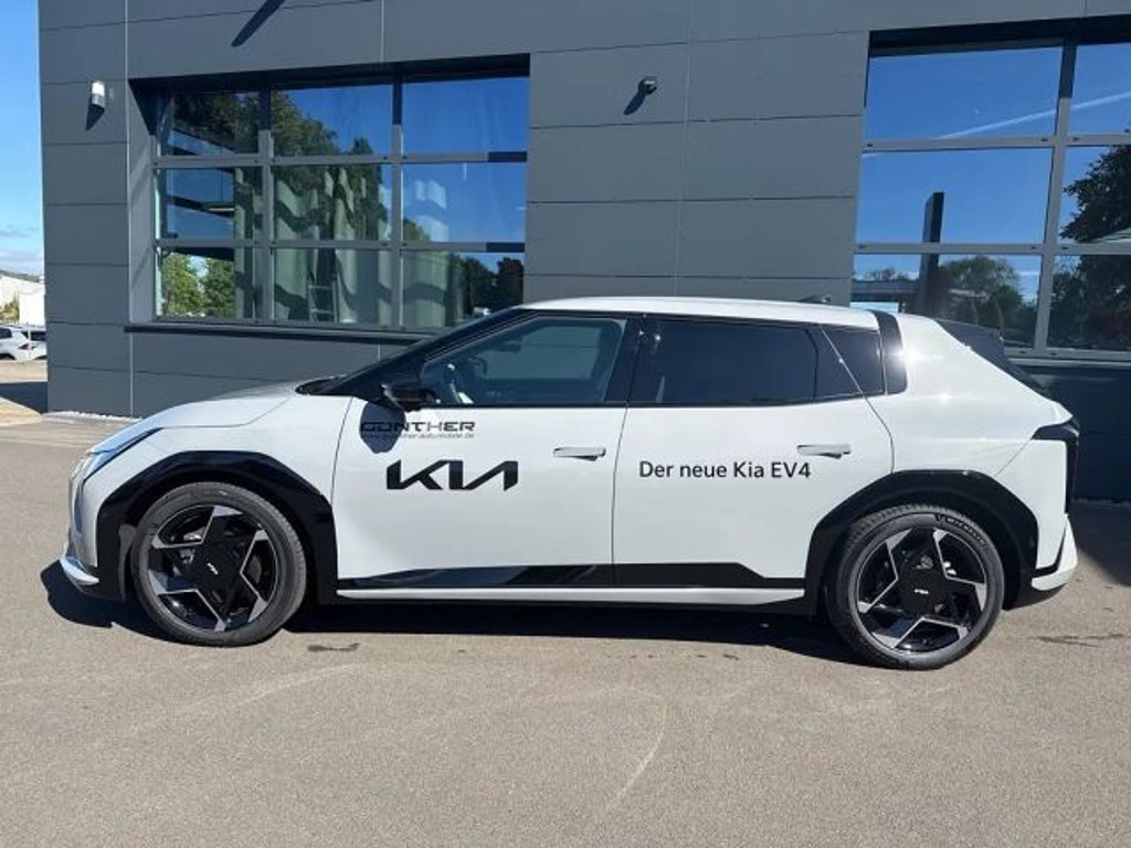 Kia EV4