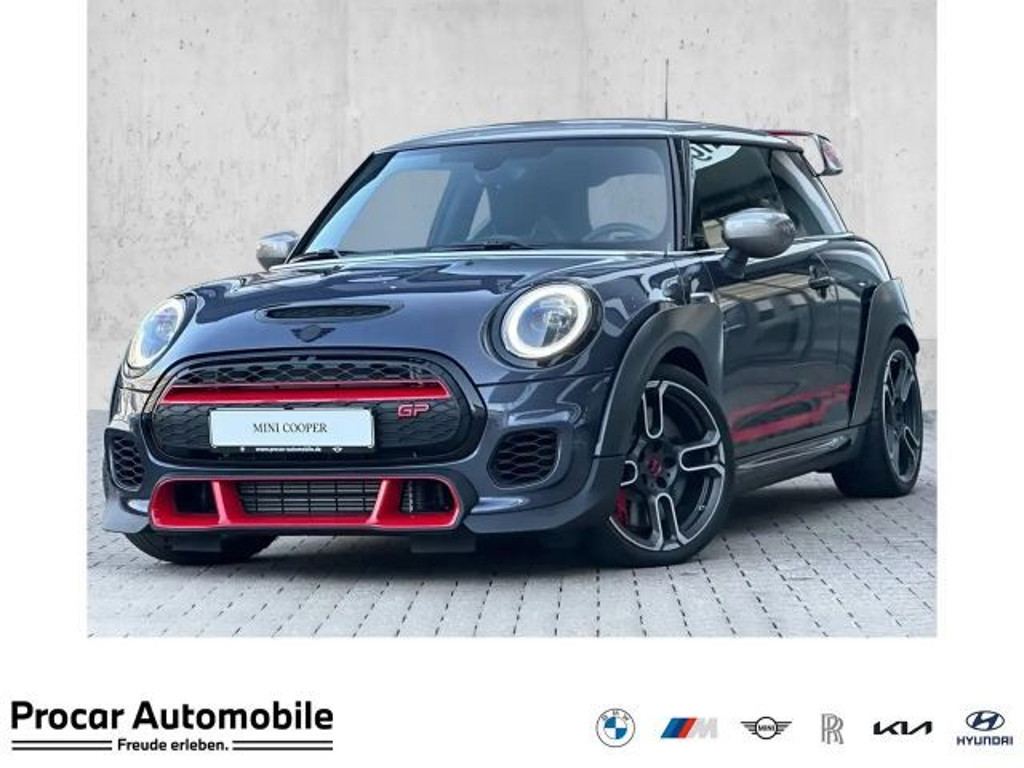 Mini John Cooper Works 2025 Benzine