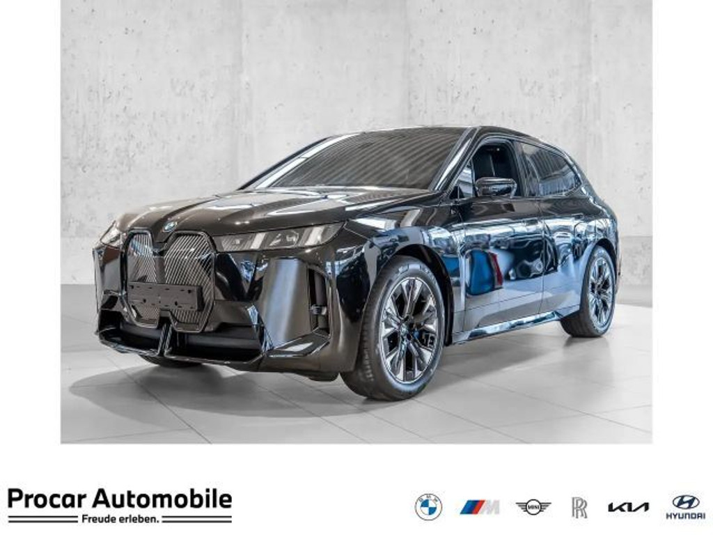 BMW iX