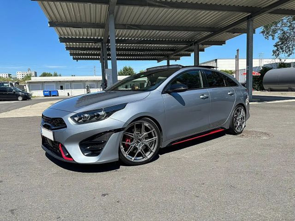 Kia ProCeed