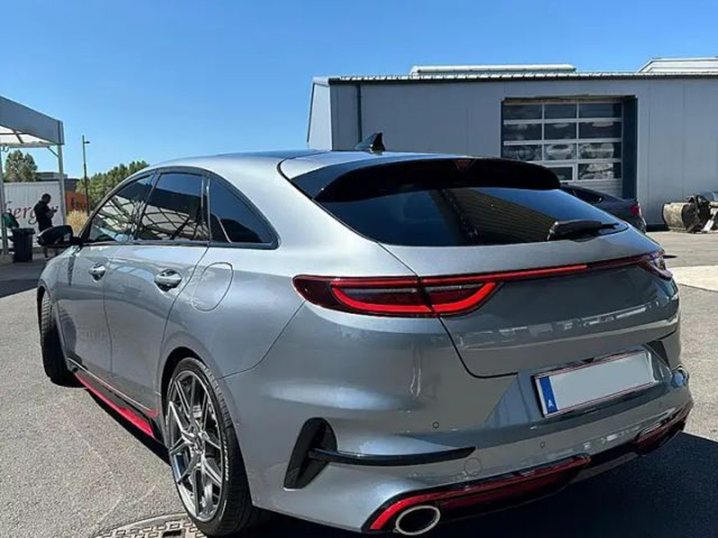 Kia ProCeed
