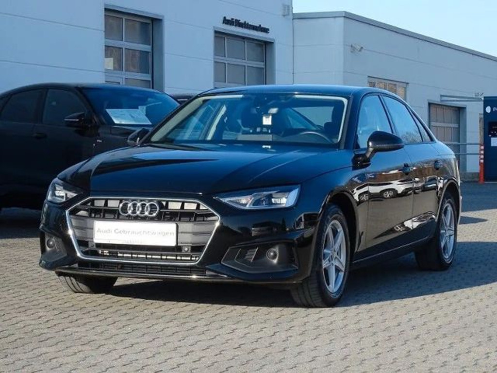 Audi A4 2022 Benzine