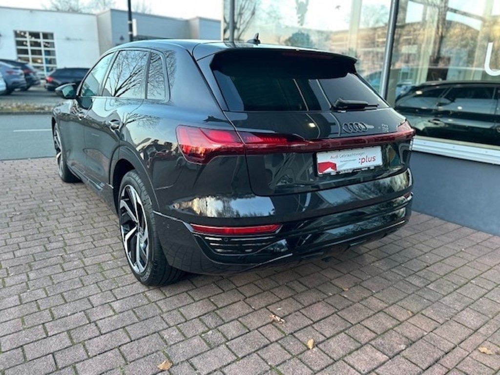 Audi Q8 e-tron