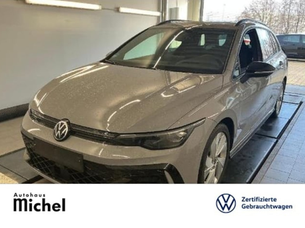 Volkswagen Golf 2024 Benzine