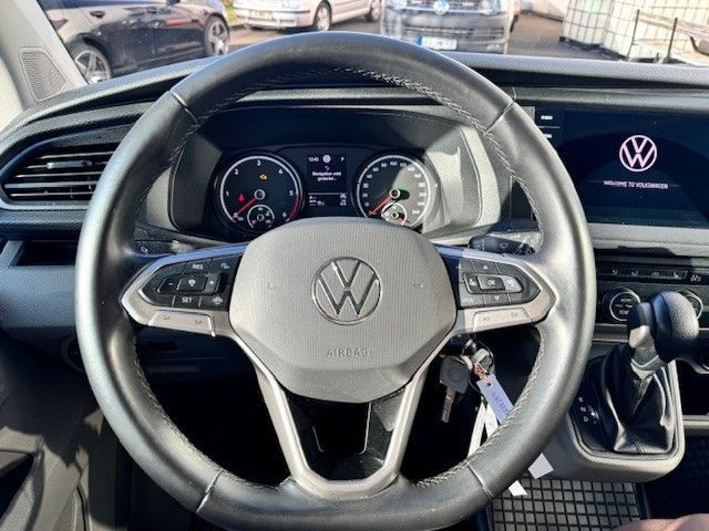 Volkswagen Caravelle