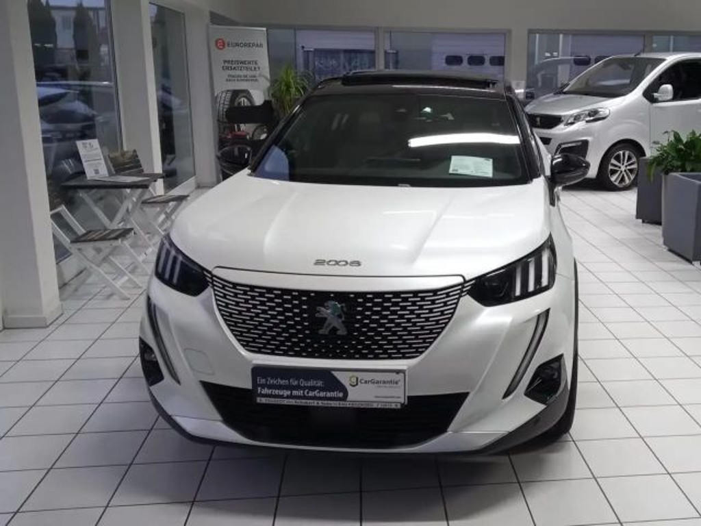 Peugeot e-2008