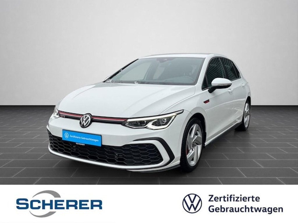 Volkswagen Golf 2024 Benzine