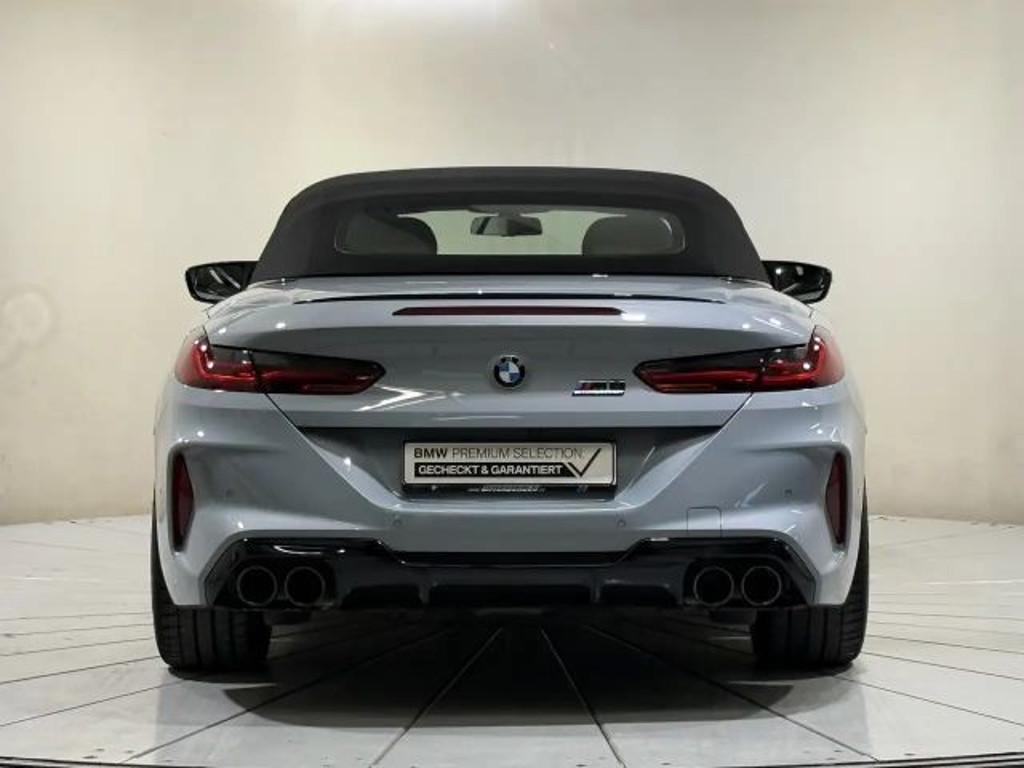 BMW M8