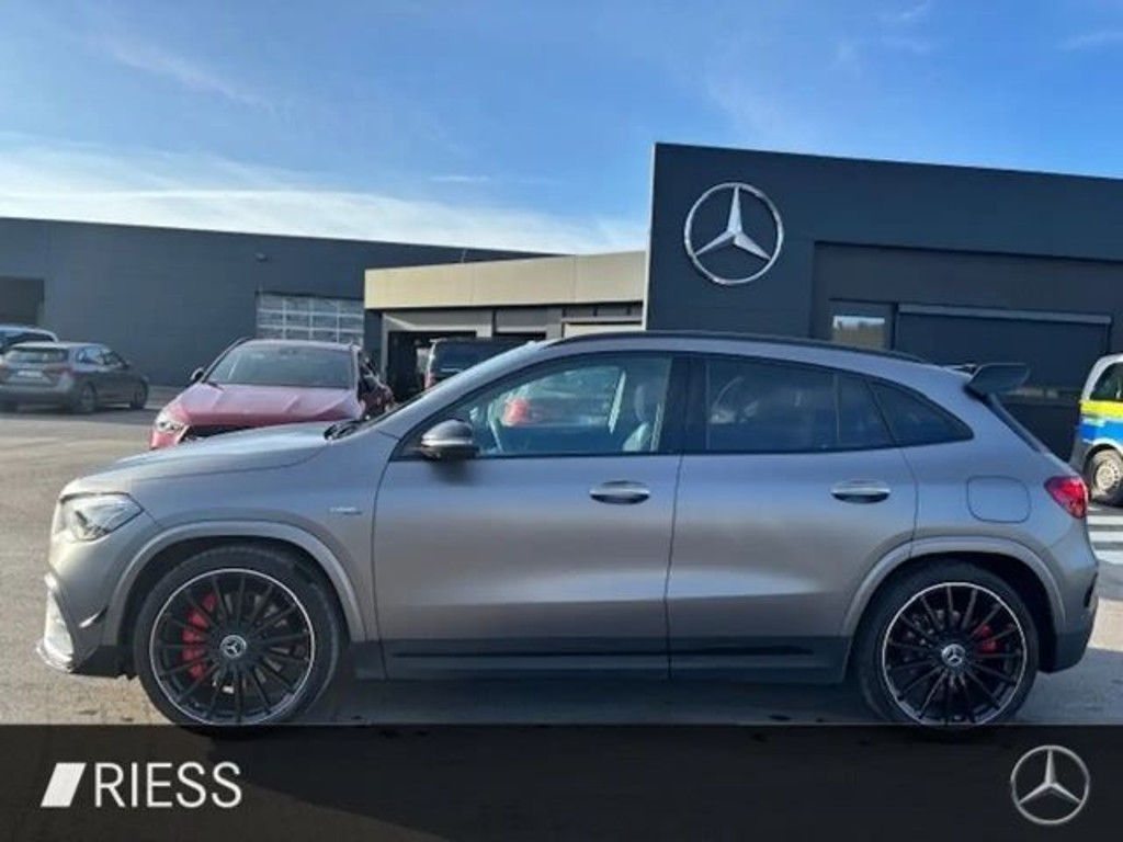 Mercedes-Benz GLA-Klasse