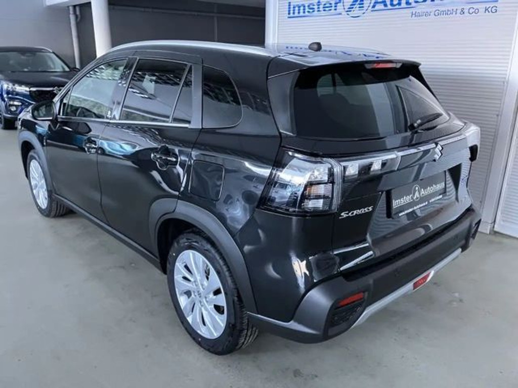 Suzuki S-Cross