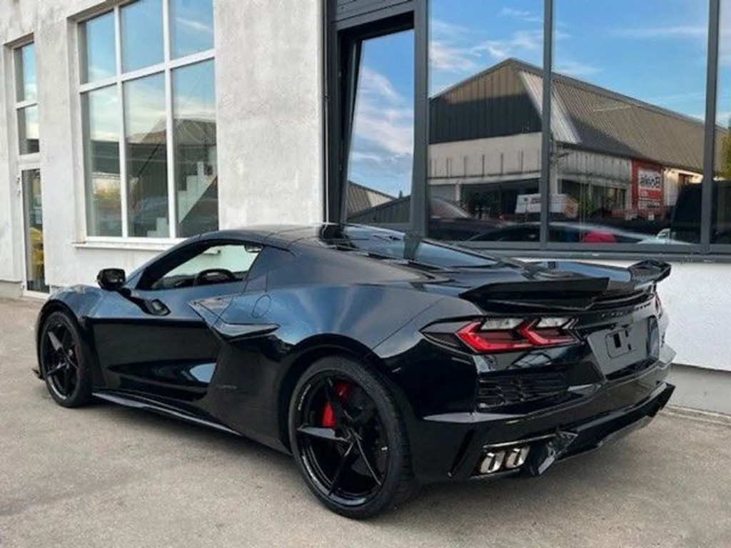Corvette C8