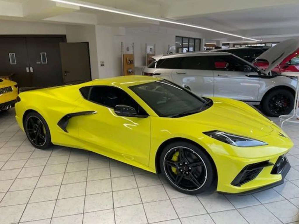 Corvette C8