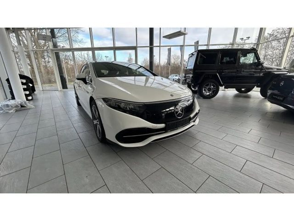Mercedes-Benz EQS
