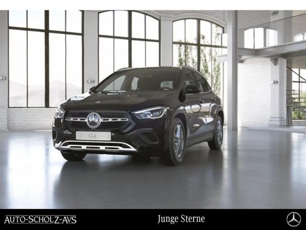 Mercedes-Benz GLA-Klasse 2023 Diesel