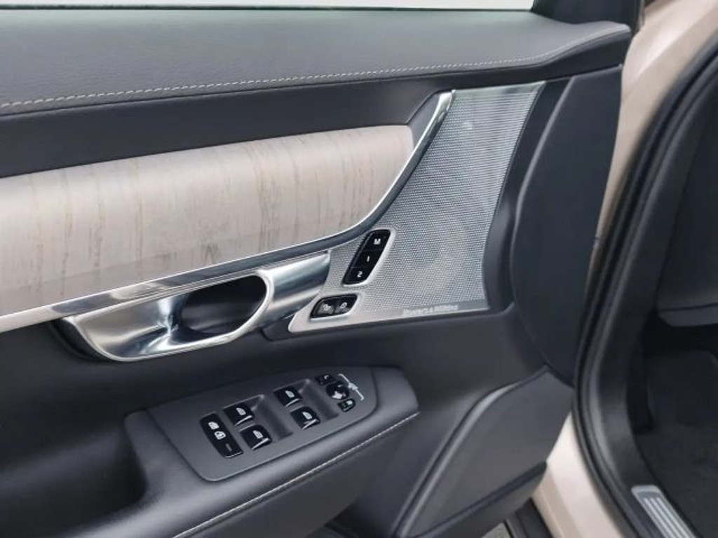 Volvo V90 Cross Country