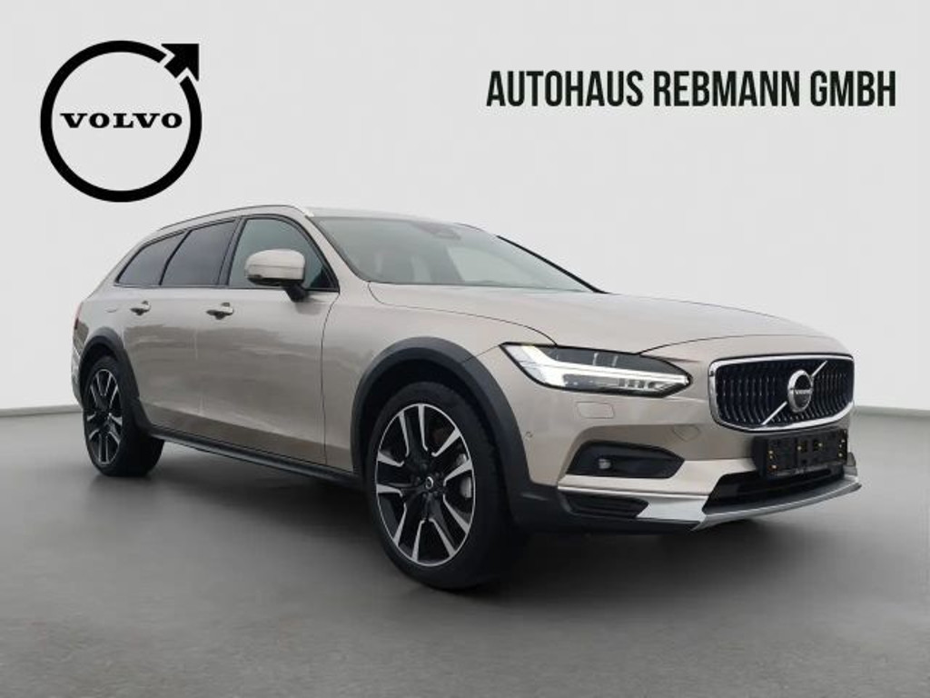 Volvo V90 Cross Country