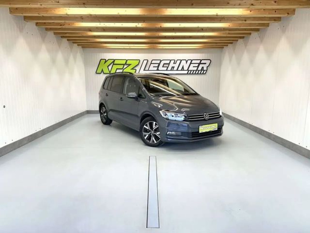Volkswagen Touran 2024 Benzine