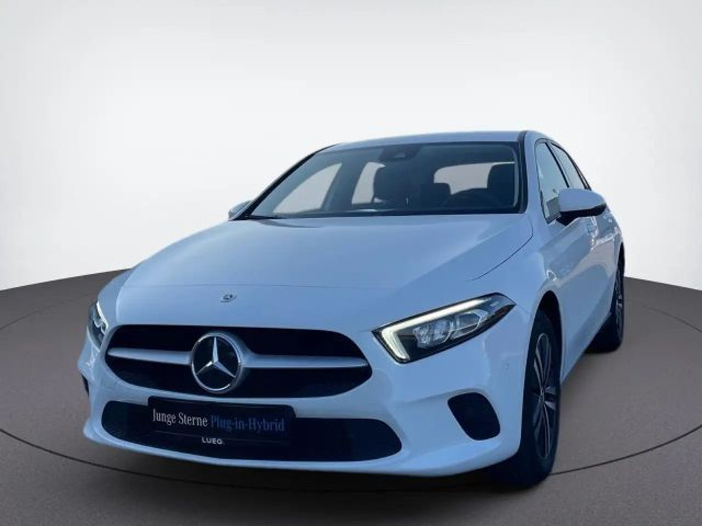 Mercedes-Benz A-Klasse 2022 Hybride Benzine