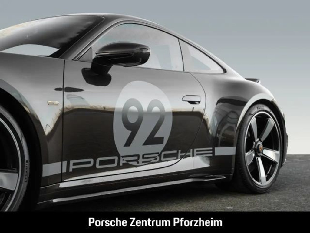 Porsche 992
