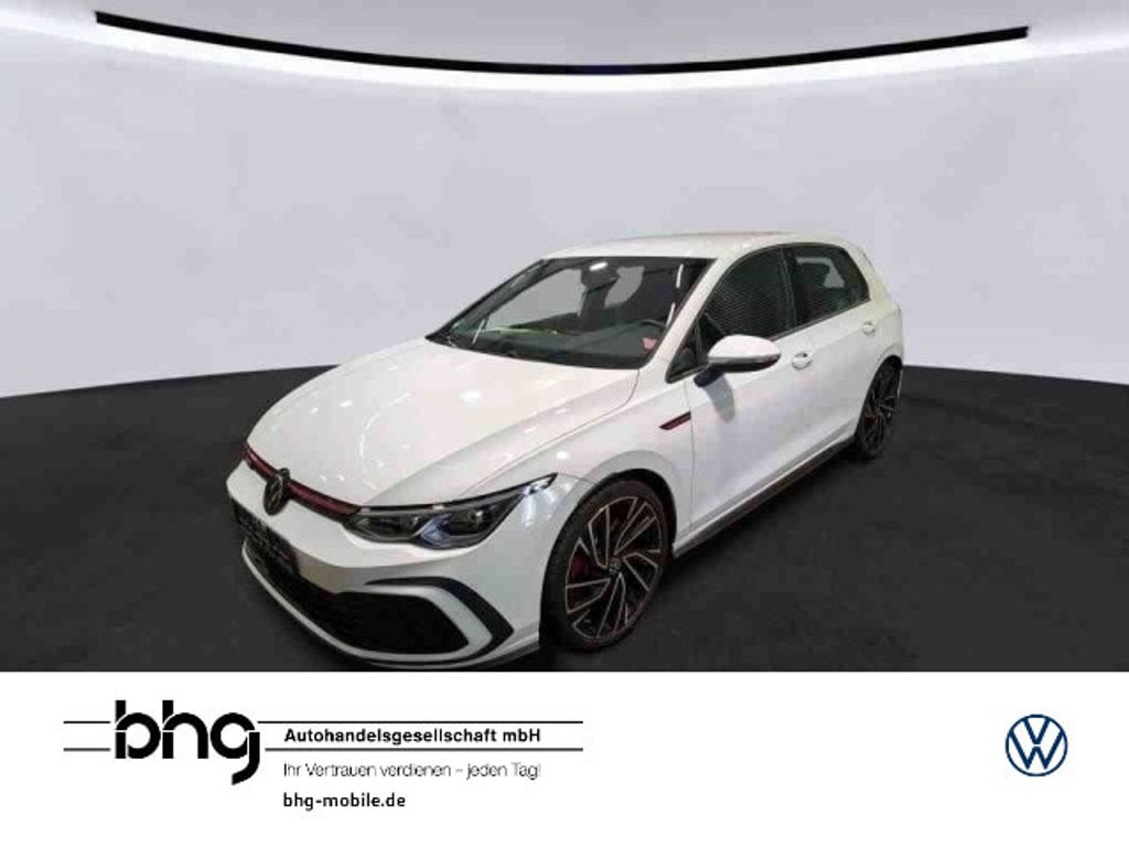 Volkswagen Golf 2024 Benzine