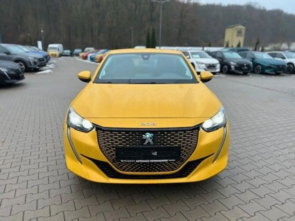 Peugeot e-208