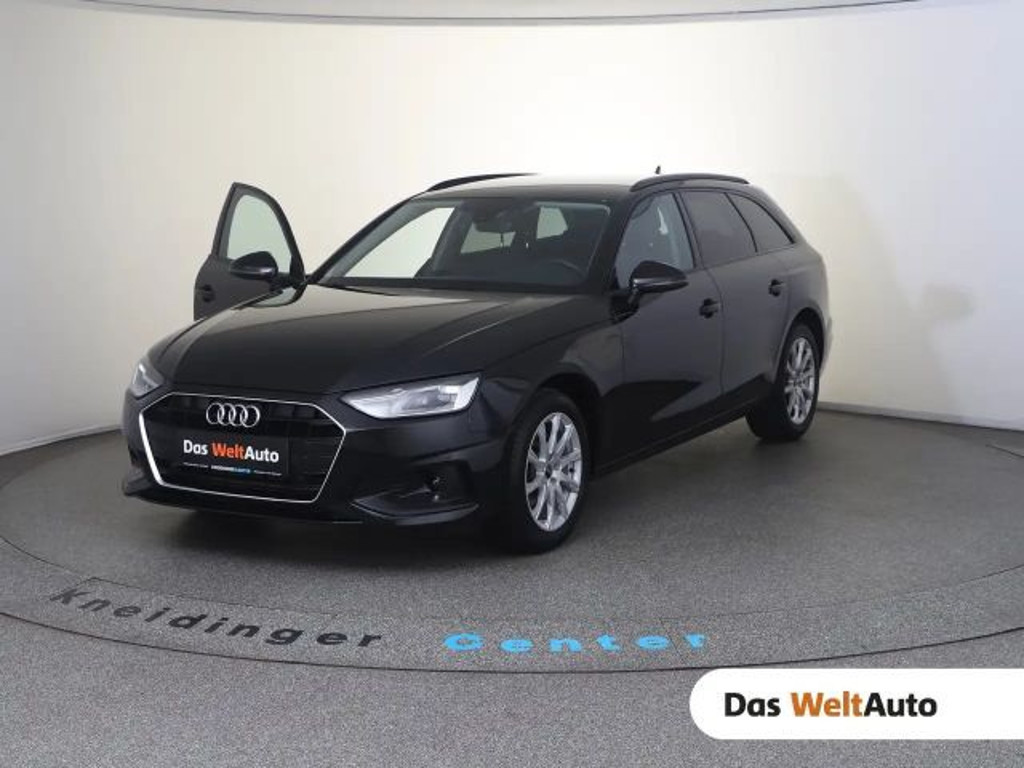 Audi A4 2022 Benzine